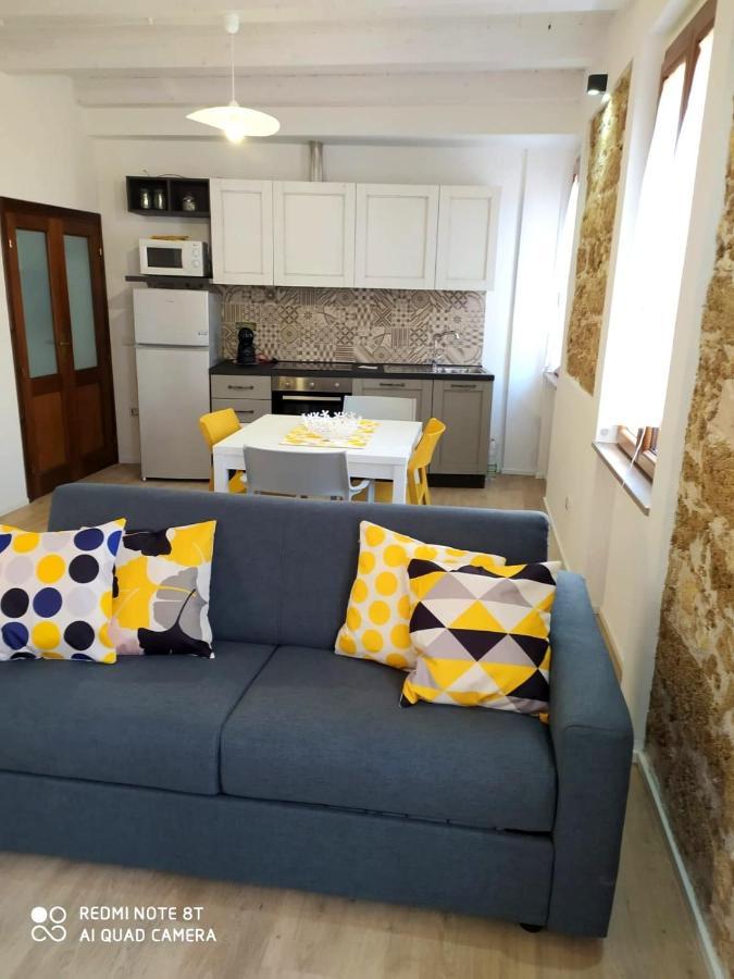 Casa Vacanza Il Campanile Альгеро Экстерьер фото